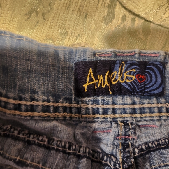Angels Womens Shorts Size 11 - Picture 2 of 5